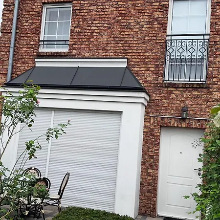 Maria Z Ogrodkiem I Parkingiem 아파트