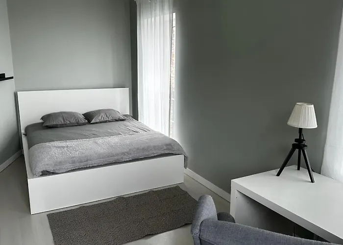 Maria Z Ogrodkiem I Parkingiem Apartment *